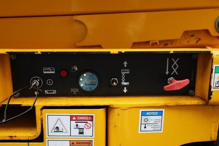 Teleskoparbeitsbühne tip Haulotte Compact 10 Electric, 10.2m Working Height, 450kg C, Gebrauchtmaschine in Groenlo (Poză 10)