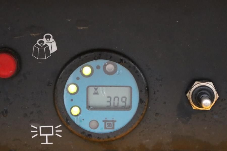 Teleskoparbeitsbühne типа Haulotte Compact 10 Electric, 10.2m Working Height, 450kg C, Gebrauchtmaschine в Groenlo (Фотография 5)