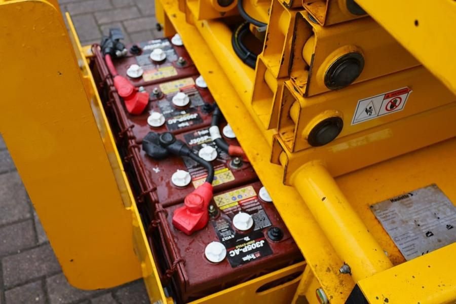 Teleskoparbeitsbühne типа Haulotte Compact 10 Electric, 10.2m Working Height, 450kg C, Gebrauchtmaschine в Groenlo (Фотография 4)