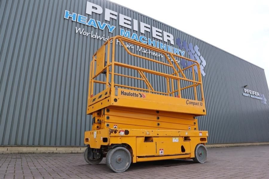 Teleskoparbeitsbühne of the type Haulotte Compact 10 Electric, 10m Working Height, 450kg Cap, Gebrauchtmaschine in Groenlo (Picture 1)