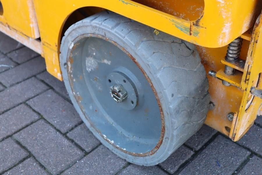 Teleskoparbeitsbühne tip Haulotte Compact 10 Electric, 10m Working Height, 450kg Cap, Gebrauchtmaschine in Groenlo (Poză 10)