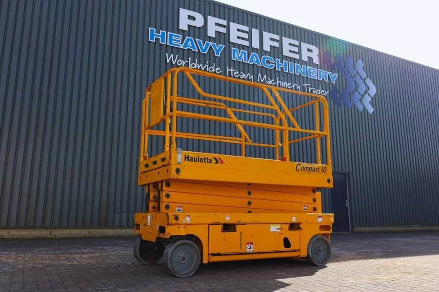 Teleskoparbeitsbühne of the type Haulotte Compact 10 Electric, 10m Working Height, 450kg Cap, Gebrauchtmaschine in Groenlo (Picture 1)