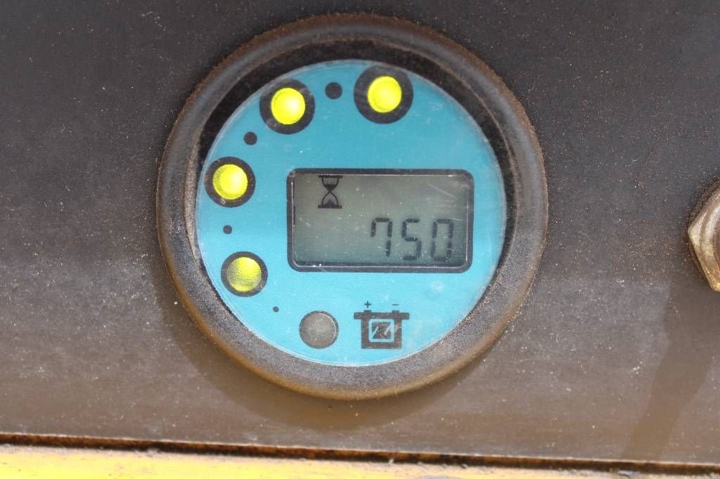 Teleskoparbeitsbühne типа Haulotte Compact 10 N, Gebrauchtmaschine в Rucphen (Фотография 7)