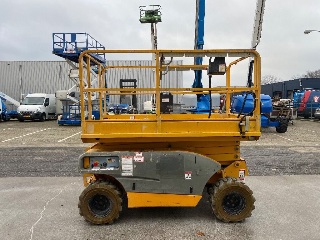 Teleskoparbeitsbühne типа Haulotte Compact 10 RTE, 4x4 Schaar hoogwerker, Elektro, Gebrauchtmaschine в Heijen (Фотография 5)