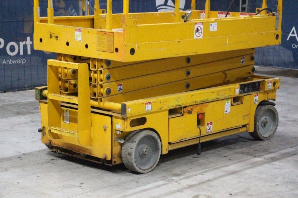 Teleskoparbeitsbühne typu Haulotte Compact 10, Gebrauchtmaschine v Antwerpen (Obrázok 10)