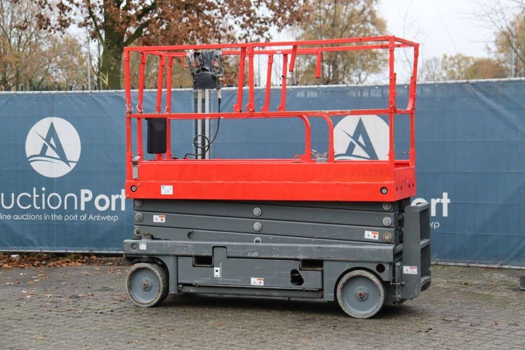 Teleskoparbeitsbühne типа Haulotte Compact 10N, Gebrauchtmaschine в Antwerpen (Фотография 3)