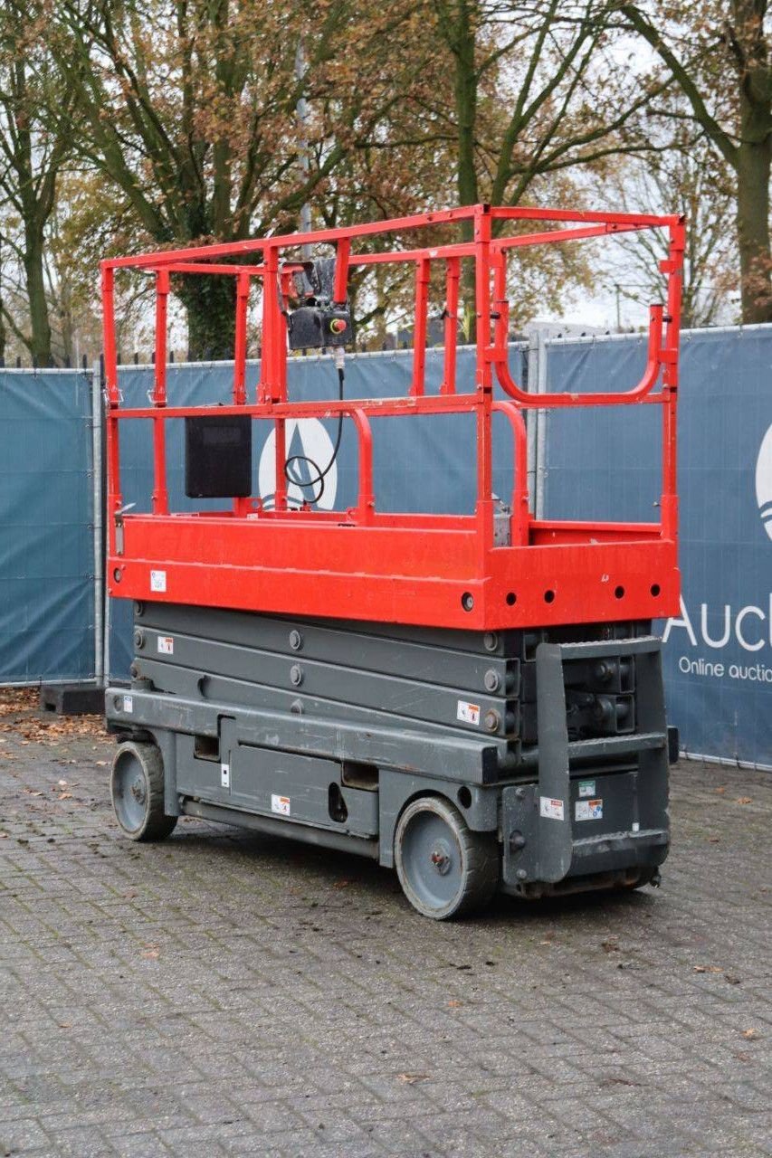 Teleskoparbeitsbühne типа Haulotte Compact 10N, Gebrauchtmaschine в Antwerpen (Фотография 4)