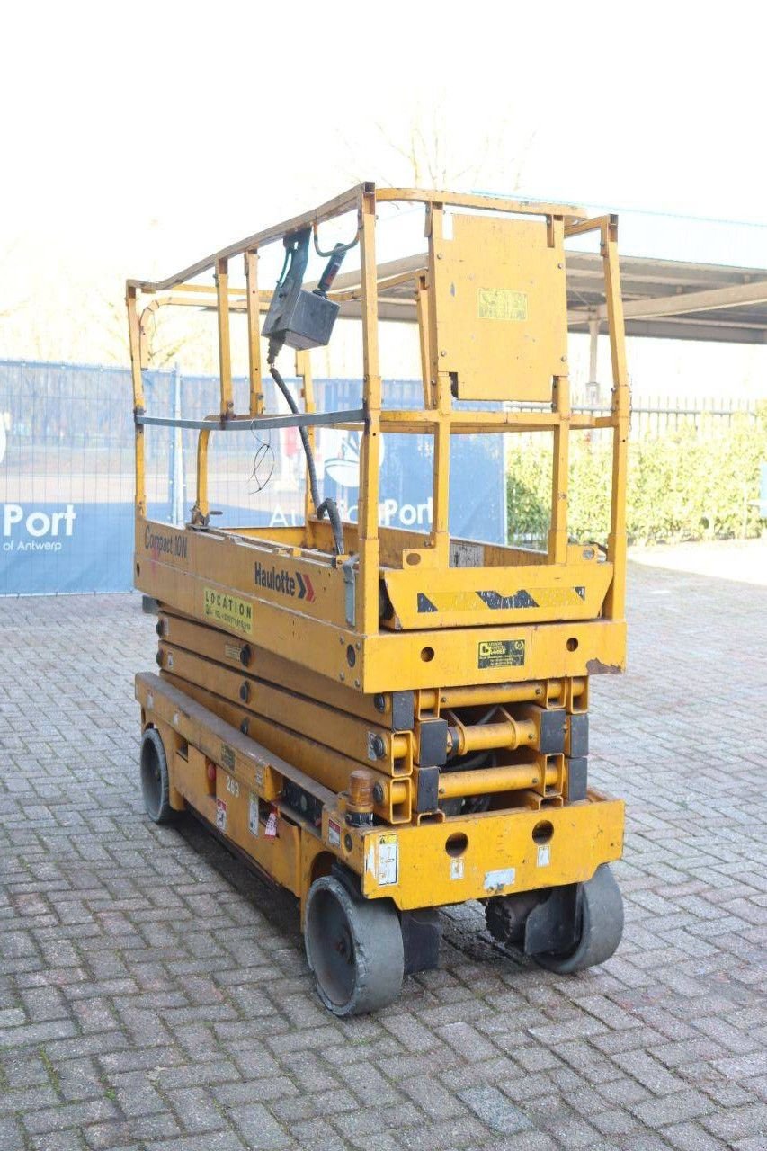 Teleskoparbeitsbühne typu Haulotte Compact 10N, Gebrauchtmaschine v Antwerpen (Obrázok 7)