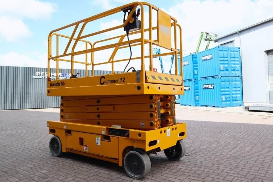 Teleskoparbeitsbühne tip Haulotte Compact 12 Electric, 12m Working Height, 300kg Cap, Gebrauchtmaschine in Groenlo (Poză 8)