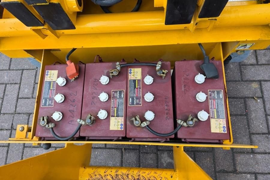 Teleskoparbeitsbühne za tip Haulotte Compact 12 Electric, 12m Working Height, 300kg Cap, Gebrauchtmaschine u Groenlo (Slika 7)