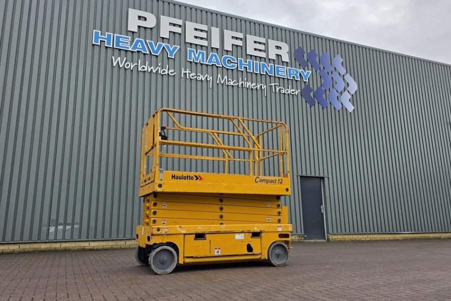 Teleskoparbeitsbühne tip Haulotte Compact 12 Electric, 12m Working Height, 300kg Cap, Gebrauchtmaschine in Groenlo (Poză 1)