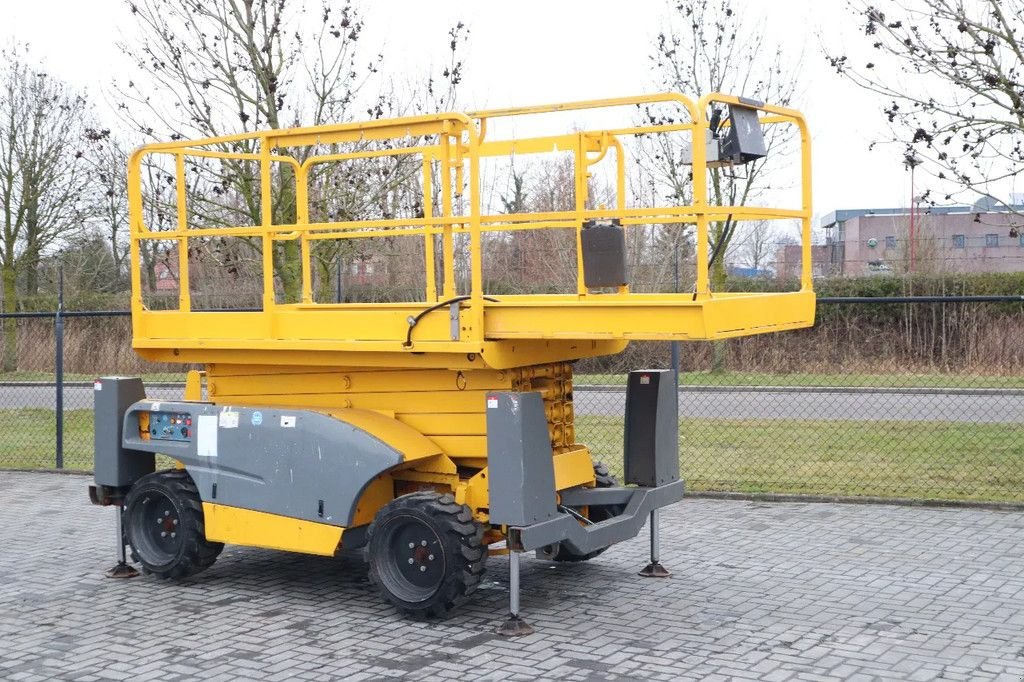 Teleskoparbeitsbühne от тип Haulotte COMPACT 12DX 12 METER 450 KG OUTRIGGERS, Gebrauchtmaschine в Marknesse (Снимка 5)