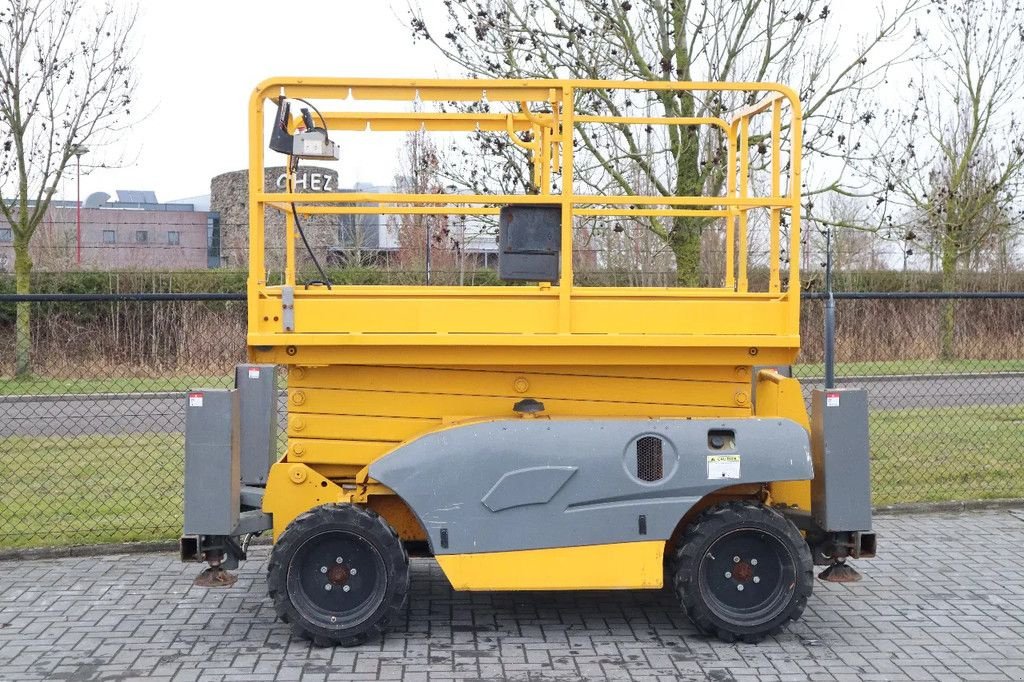 Teleskoparbeitsbühne от тип Haulotte COMPACT 12DX 12 METER 450 KG OUTRIGGERS, Gebrauchtmaschine в Marknesse (Снимка 1)