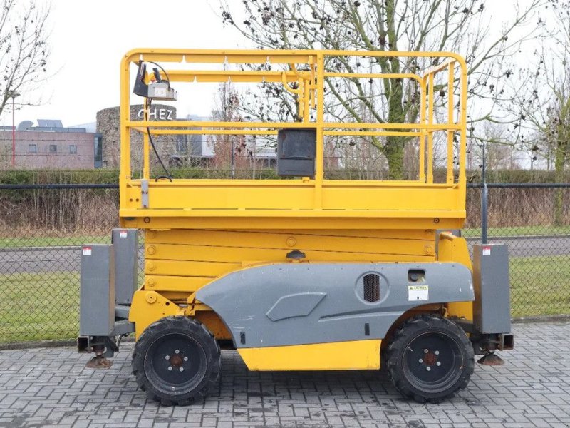 Teleskoparbeitsbühne от тип Haulotte COMPACT 12DX 12 METER 450 KG OUTRIGGERS, Gebrauchtmaschine в Marknesse