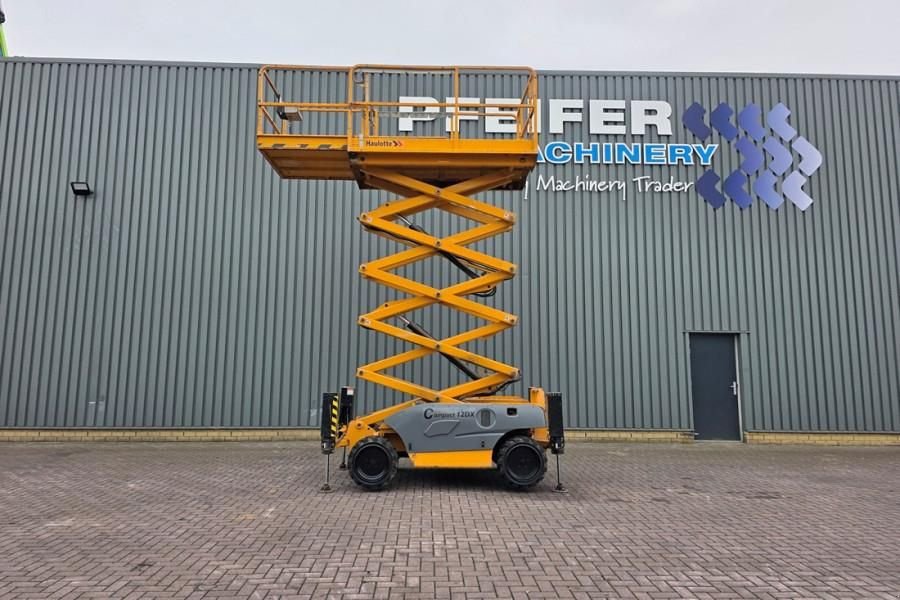 Teleskoparbeitsbühne des Typs Haulotte Compact 12DX Diesel, 4x4 Drive, 12m Working Height, Gebrauchtmaschine in Groenlo (Bild 2)