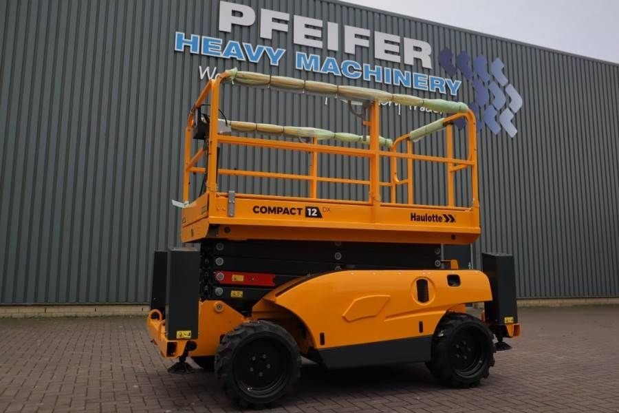 Teleskoparbeitsbühne des Typs Haulotte Compact 12DX Valid Inspection, *Guarantee! Diesel,, Gebrauchtmaschine in Groenlo (Bild 1)