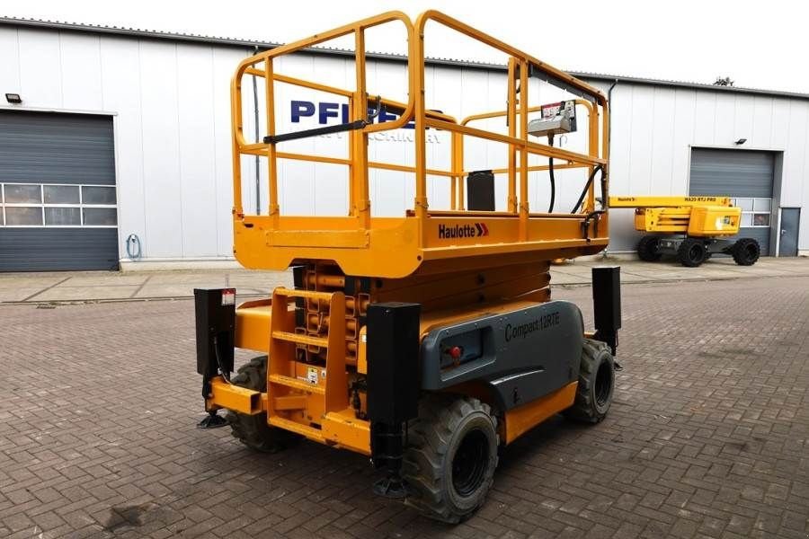 Teleskoparbeitsbühne des Typs Haulotte Compact 12RTE Electric, 12m Working Height, 450kg, Gebrauchtmaschine in Groenlo (Bild 2)
