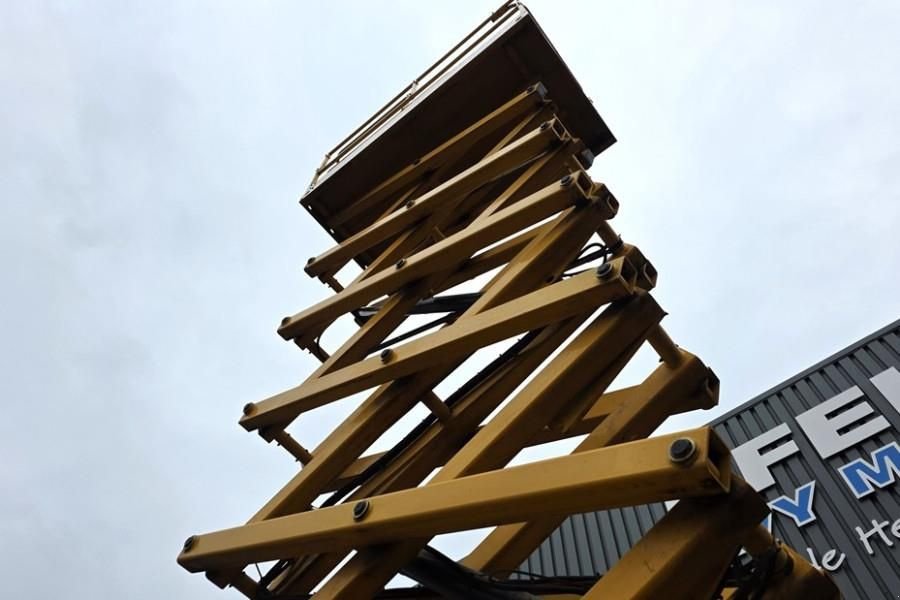 Teleskoparbeitsbühne tip Haulotte COMPACT 14 Electric, 14m Working Height, 350kg Cap, Gebrauchtmaschine in Groenlo (Poză 3)