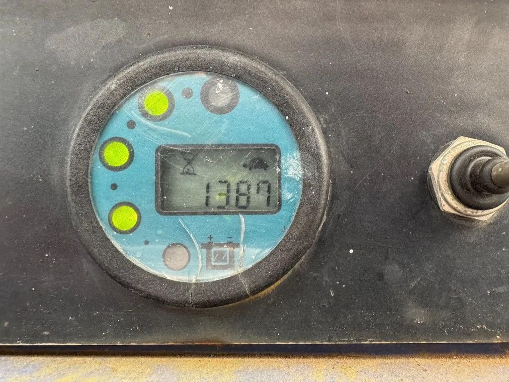 Teleskoparbeitsbühne tip Haulotte Compact 14 Hoogwerker Schaarhoogwerker, Gebrauchtmaschine in Hedel (Poză 9)