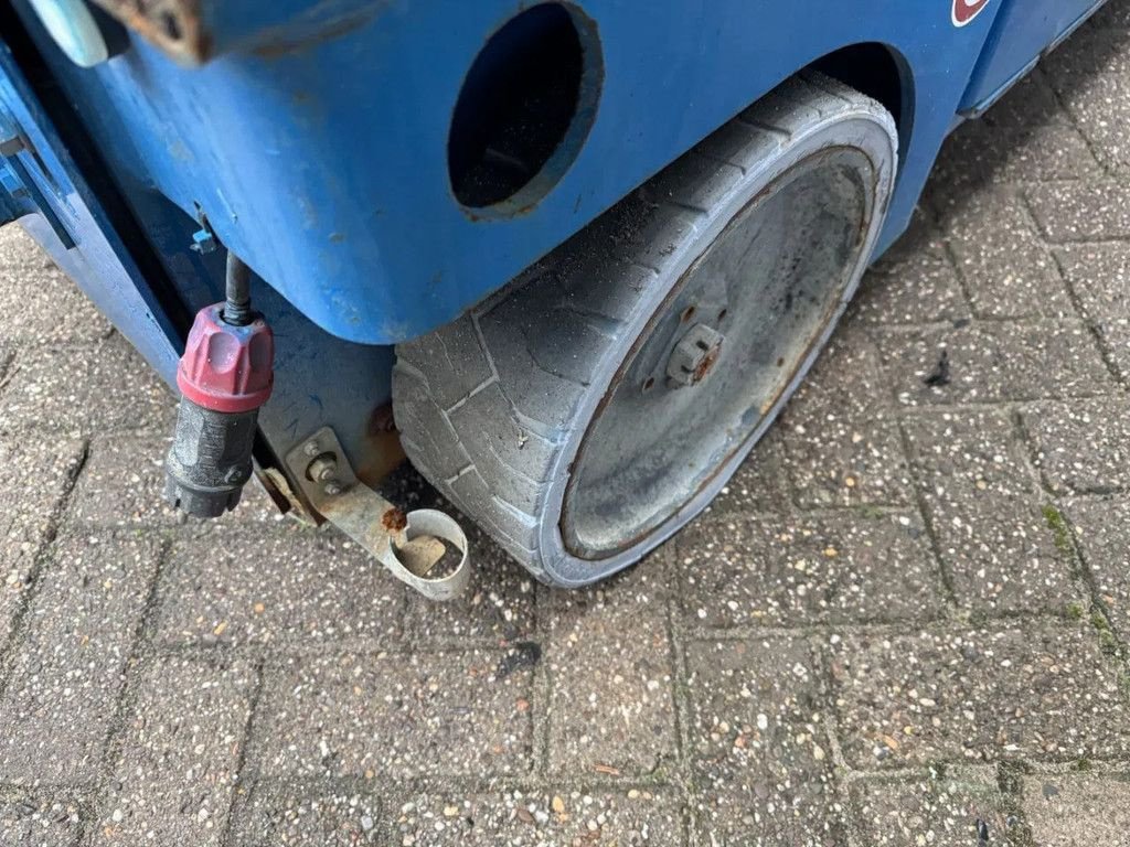 Teleskoparbeitsbühne vrste Haulotte Compact 14 Hoogwerker Schaarhoogwerker, Gebrauchtmaschine v Hedel (Slika 7)