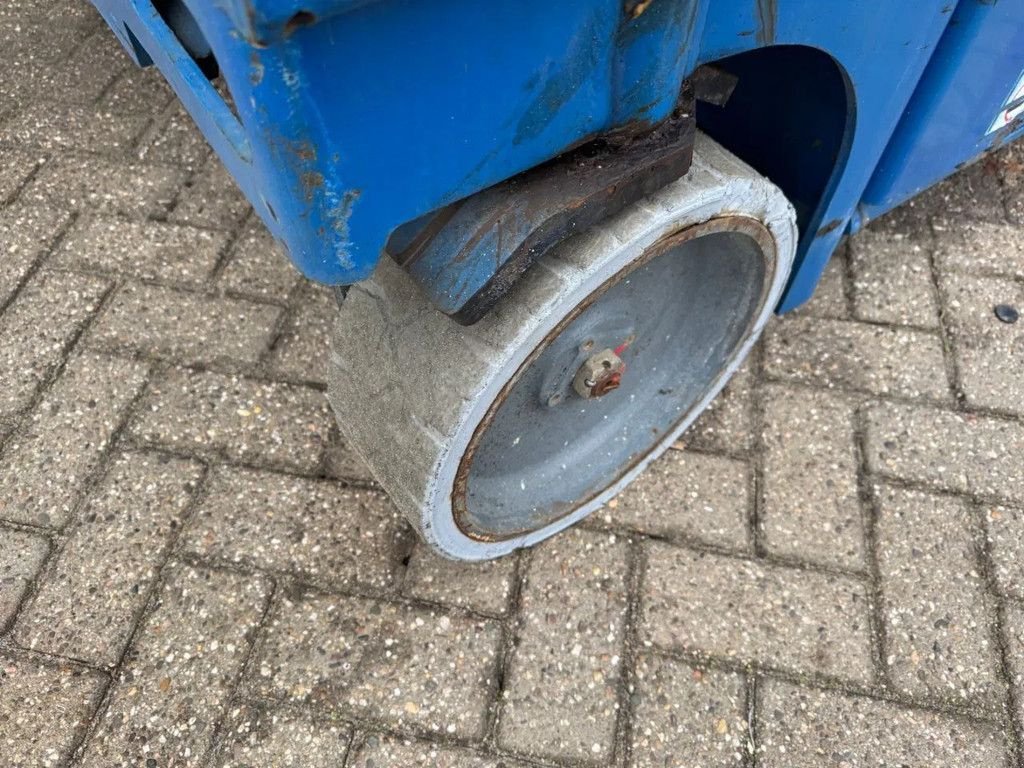 Teleskoparbeitsbühne vrste Haulotte Compact 14 Hoogwerker Schaarhoogwerker, Gebrauchtmaschine v Hedel (Slika 4)