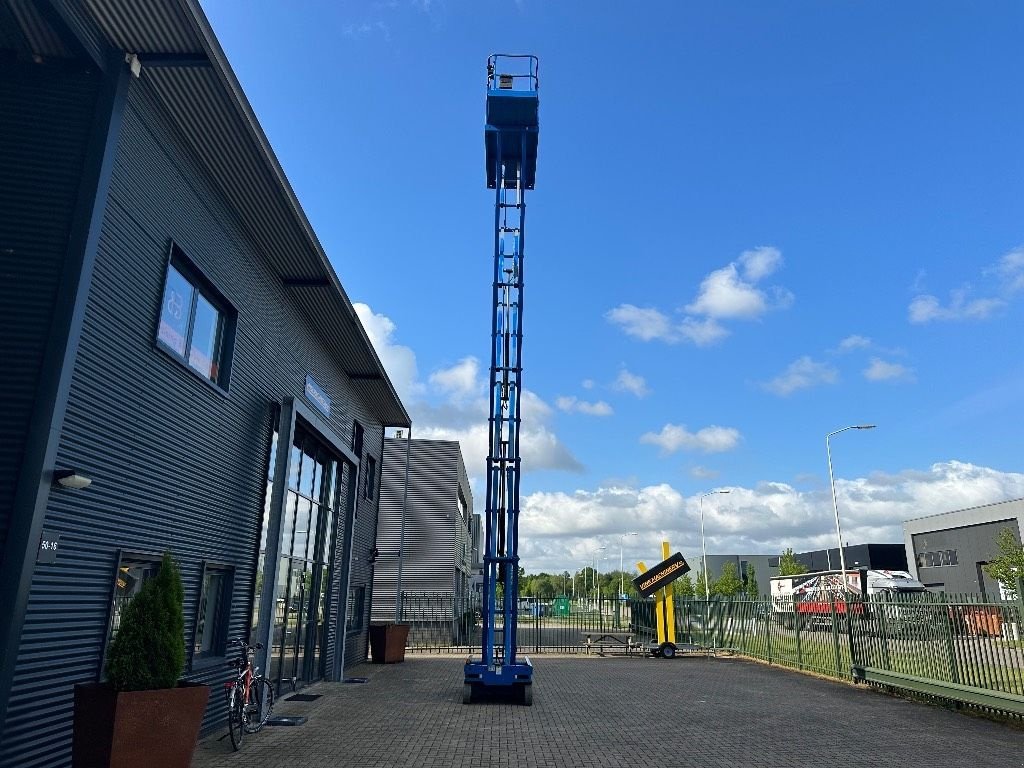 Teleskoparbeitsbühne des Typs Haulotte Compact 14, Gebrauchtmaschine in WIJCHEN (Bild 11)