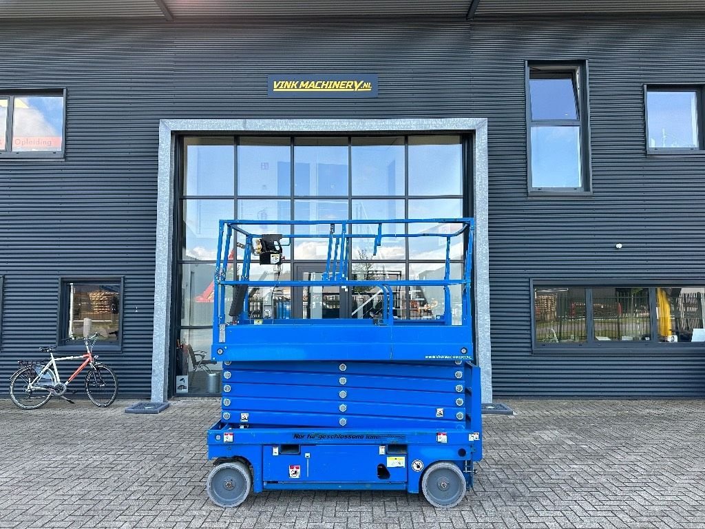 Teleskoparbeitsbühne des Typs Haulotte Compact 14, Gebrauchtmaschine in WIJCHEN (Bild 1)