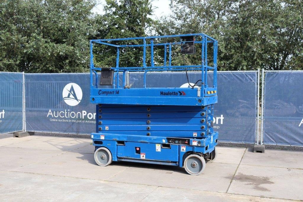Teleskoparbeitsbühne del tipo Haulotte Compact 14, Gebrauchtmaschine In Antwerpen (Immagine 3)