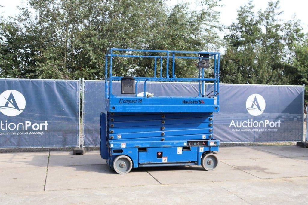 Teleskoparbeitsbühne del tipo Haulotte Compact 14, Gebrauchtmaschine In Antwerpen (Immagine 1)