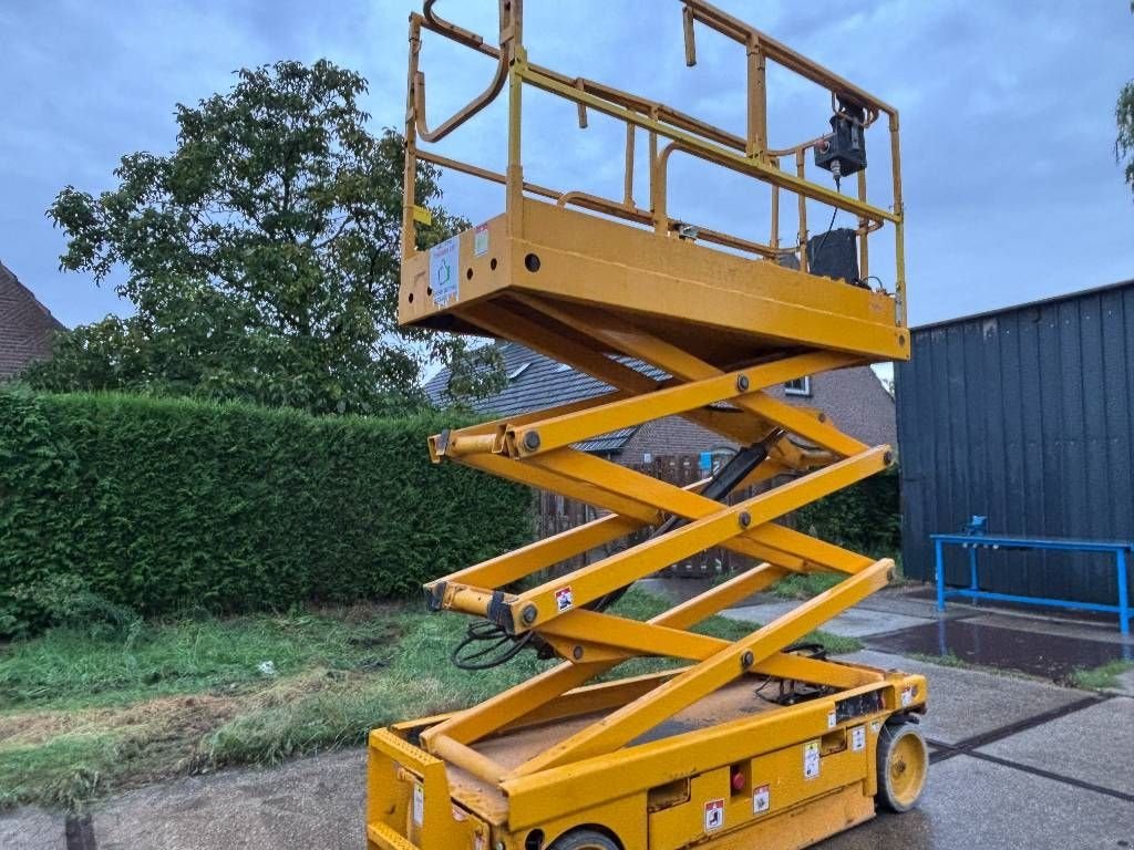 Teleskoparbeitsbühne des Typs Haulotte Compact 8 8m schaarlift hoogwerker, Gebrauchtmaschine in Hooge mierde (Bild 7)