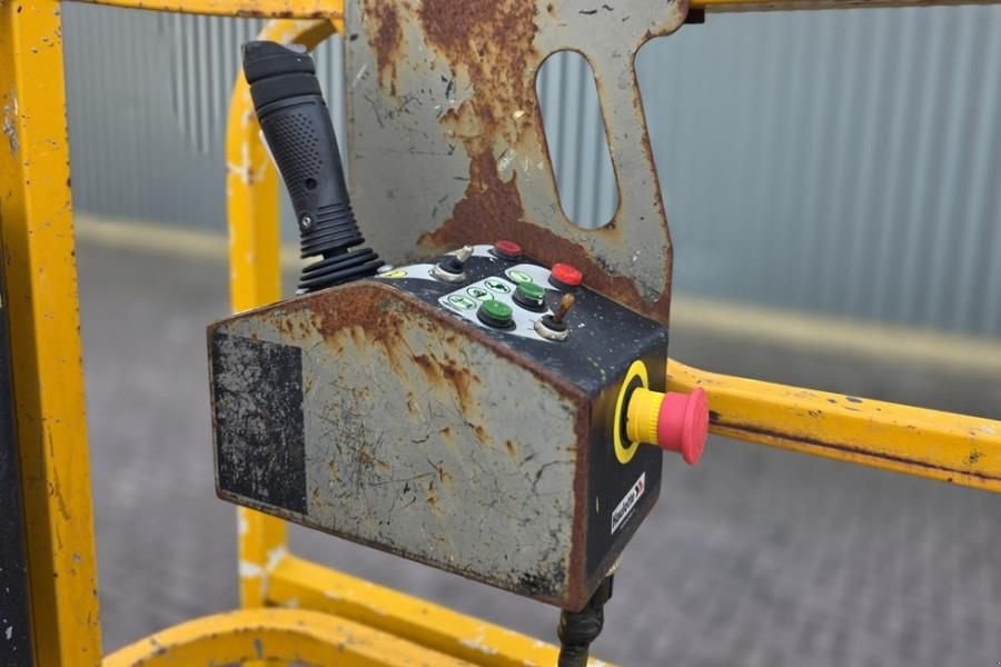 Teleskoparbeitsbühne za tip Haulotte Compact 8 As-Is, Electric, 8.2m Working Height, 35, Gebrauchtmaschine u Groenlo (Slika 4)