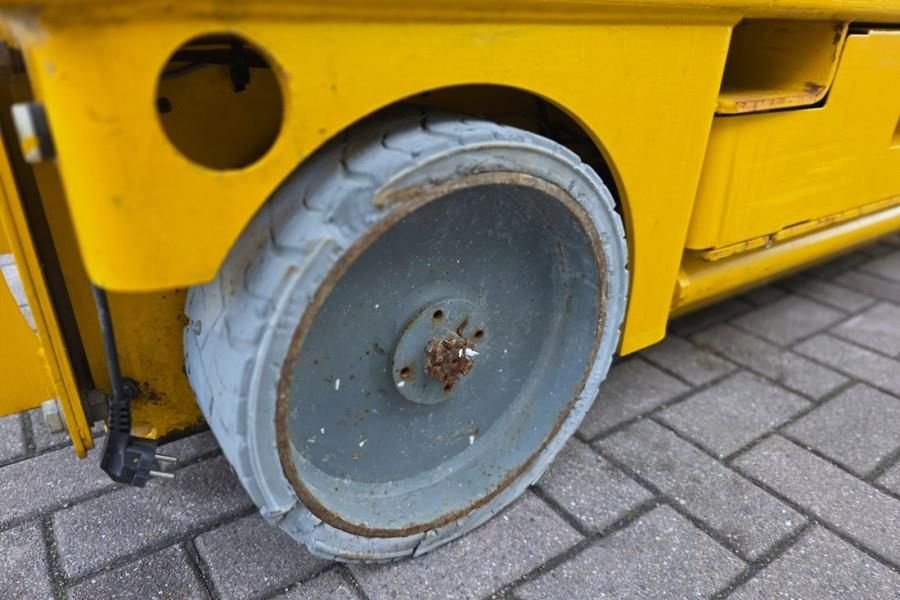 Teleskoparbeitsbühne za tip Haulotte Compact 8 As-Is, Electric, 8.2m Working Height, 35, Gebrauchtmaschine u Groenlo (Slika 10)