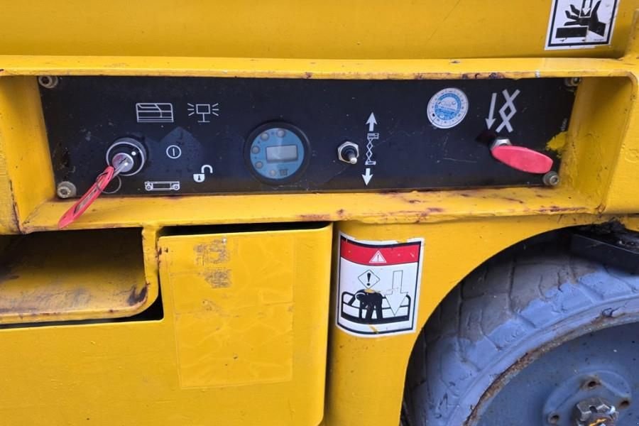 Teleskoparbeitsbühne za tip Haulotte Compact 8 Electric, 8.2m Working Height, 350kg Cap, Gebrauchtmaschine u Groenlo (Slika 11)