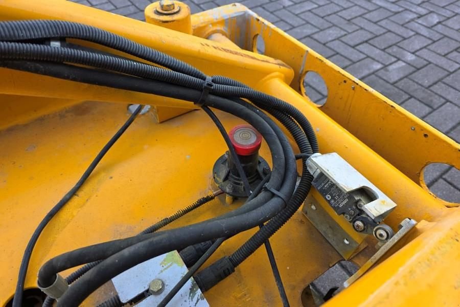 Teleskoparbeitsbühne tip Haulotte Compact 8 Electric, 8.2m Working Height, 350kg Cap, Gebrauchtmaschine in Groenlo (Poză 10)