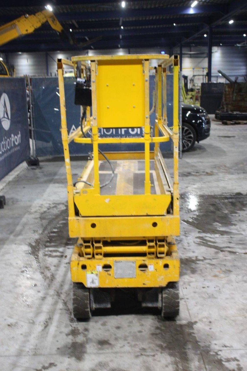 Teleskoparbeitsbühne типа Haulotte Compact 8, Gebrauchtmaschine в Antwerpen (Фотография 8)