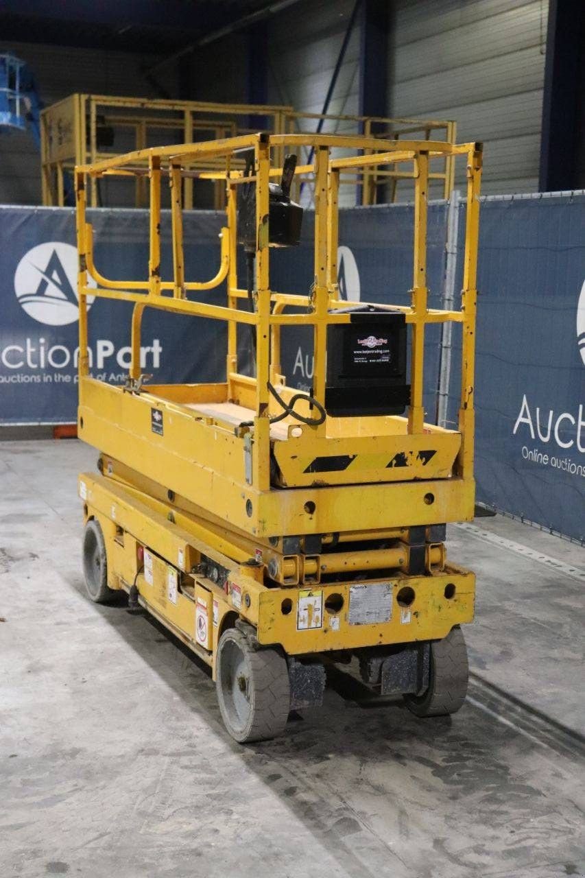 Teleskoparbeitsbühne of the type Haulotte COMPACT 8, Gebrauchtmaschine in Antwerpen (Picture 4)