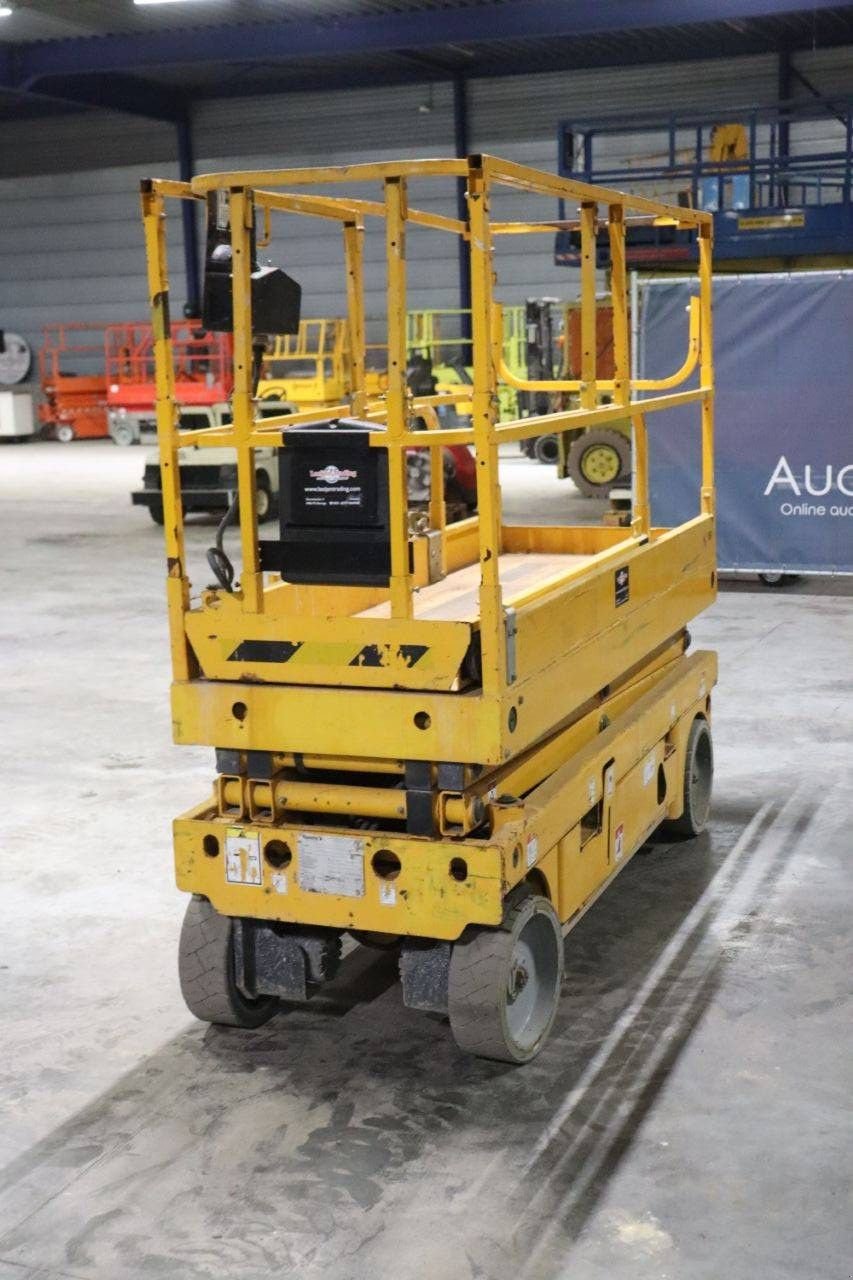 Teleskoparbeitsbühne of the type Haulotte COMPACT 8, Gebrauchtmaschine in Antwerpen (Picture 7)