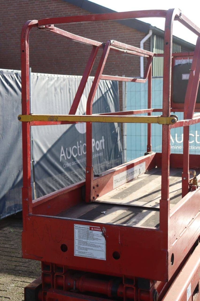 Teleskoparbeitsbühne des Typs Haulotte COMPACT 8, Gebrauchtmaschine in Antwerpen (Bild 11)
