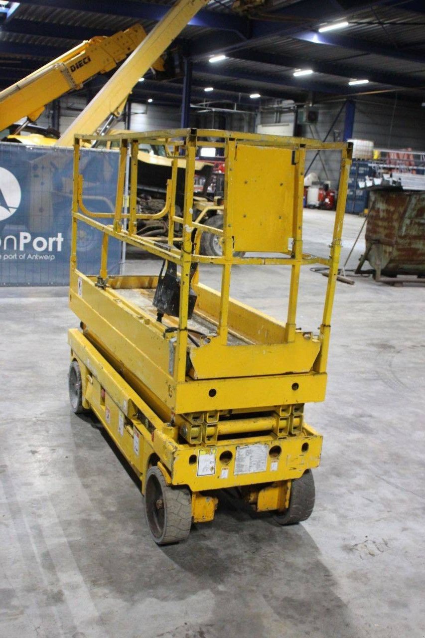 Teleskoparbeitsbühne of the type Haulotte Compact 8, Gebrauchtmaschine in Antwerpen (Picture 7)