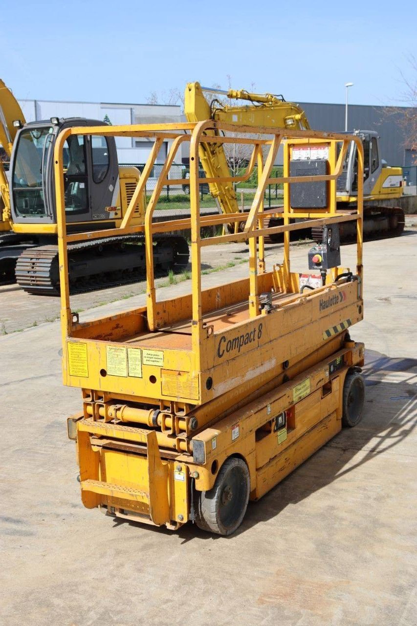 Teleskoparbeitsbühne του τύπου Haulotte Compact 8, Gebrauchtmaschine σε Antwerpen (Φωτογραφία 7)