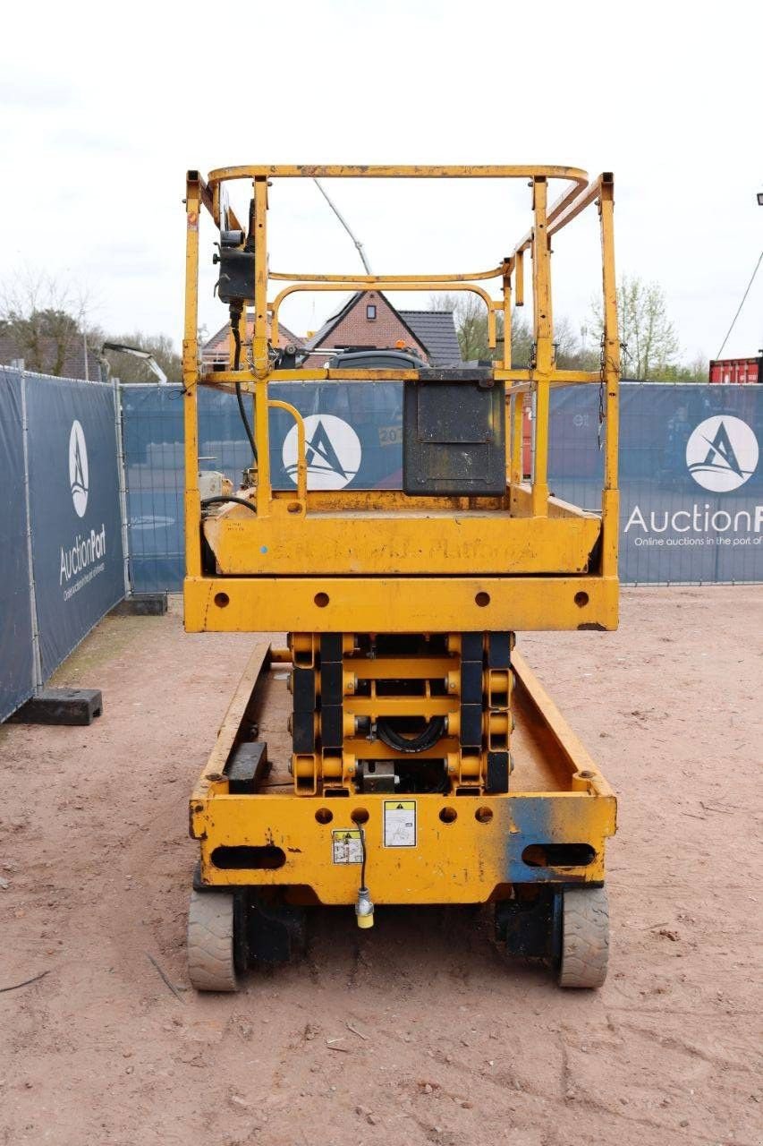 Teleskoparbeitsbühne typu Haulotte COMPACT12, Gebrauchtmaschine w Antwerpen (Zdjęcie 9)