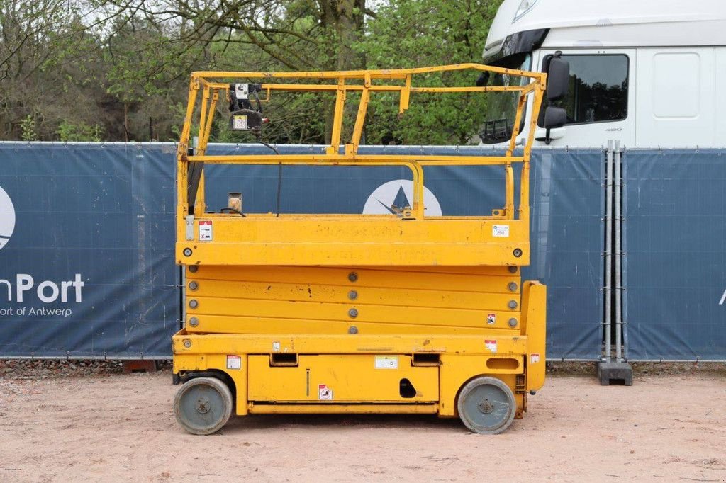 Teleskoparbeitsbühne typu Haulotte COMPACT12, Gebrauchtmaschine w Antwerpen (Zdjęcie 2)