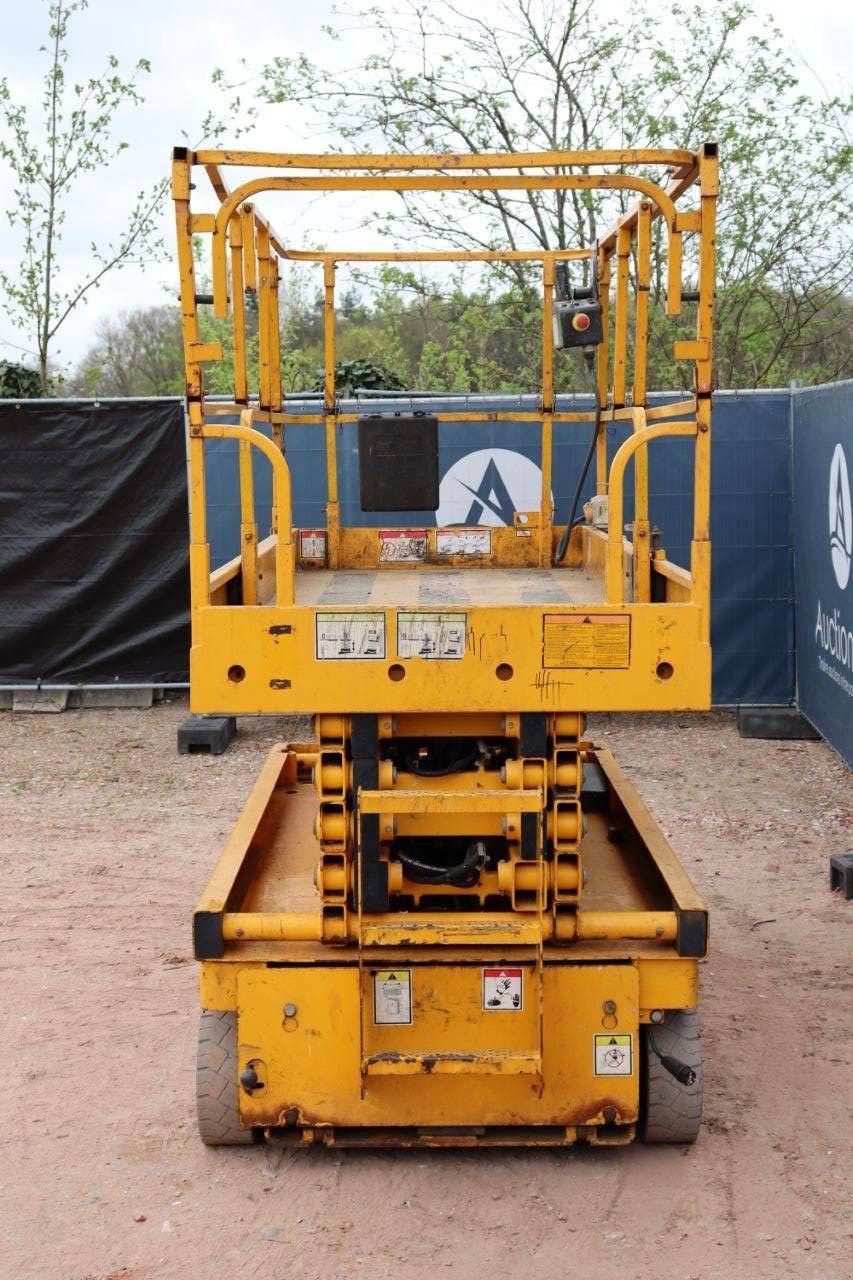 Teleskoparbeitsbühne typu Haulotte COMPACT12, Gebrauchtmaschine w Antwerpen (Zdjęcie 5)