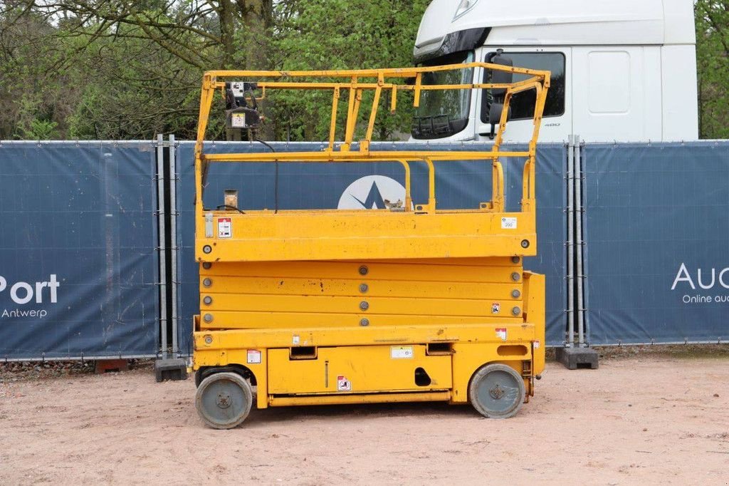 Teleskoparbeitsbühne typu Haulotte COMPACT12, Gebrauchtmaschine w Antwerpen (Zdjęcie 1)