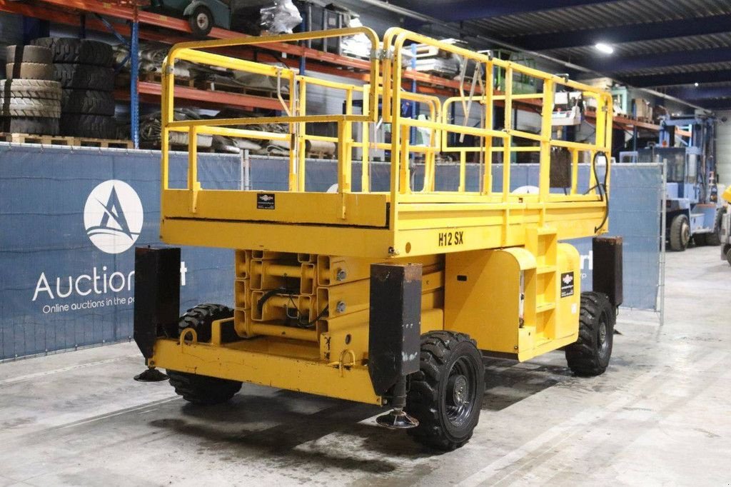 Teleskoparbeitsbühne типа Haulotte H12 SX, Gebrauchtmaschine в Antwerpen (Фотография 10)
