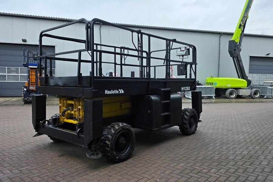 Teleskoparbeitsbühne типа Haulotte H12SX Diesel, 4x4 Drive, 12m Working Height, 700kg, Gebrauchtmaschine в Groenlo (Фотография 2)