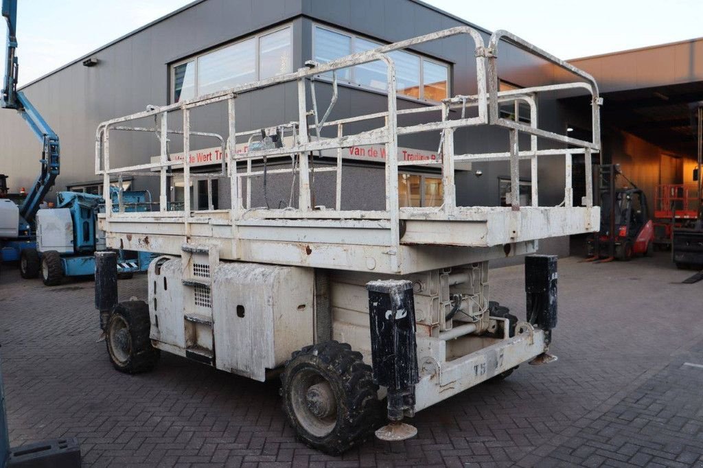 Teleskoparbeitsbühne от тип Haulotte H12SX, Gebrauchtmaschine в Antwerpen (Снимка 8)