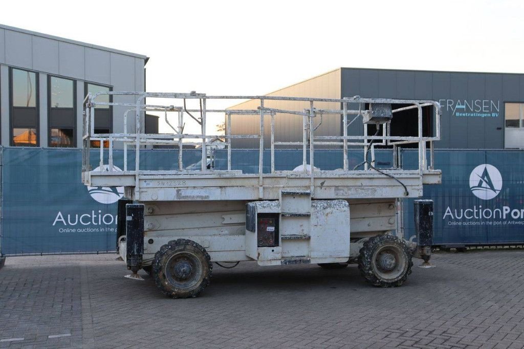 Teleskoparbeitsbühne от тип Haulotte H12SX, Gebrauchtmaschine в Antwerpen (Снимка 1)