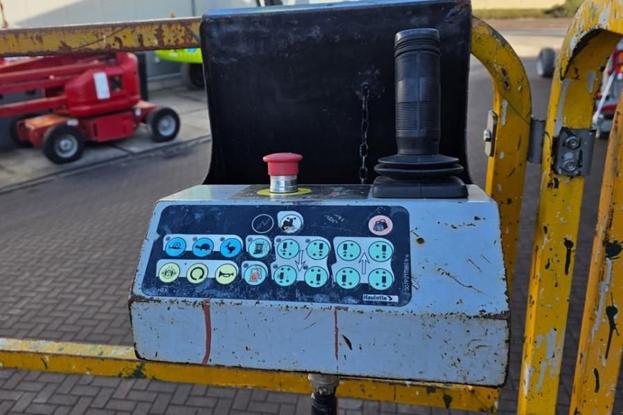 Teleskoparbeitsbühne типа Haulotte H12SXL As-Is, Diesel, 4x4 Drive, 12m Working Heigh, Gebrauchtmaschine в Groenlo (Фотография 5)
