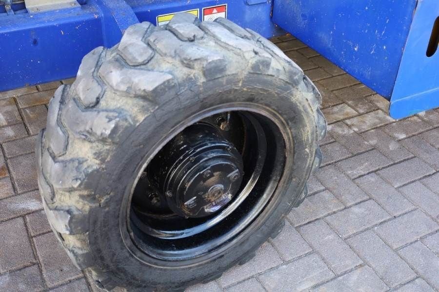 Teleskoparbeitsbühne des Typs Haulotte H15SX Diesel, 4x4 Drive 15 Working Height, 500kg C, Gebrauchtmaschine in Groenlo (Bild 11)